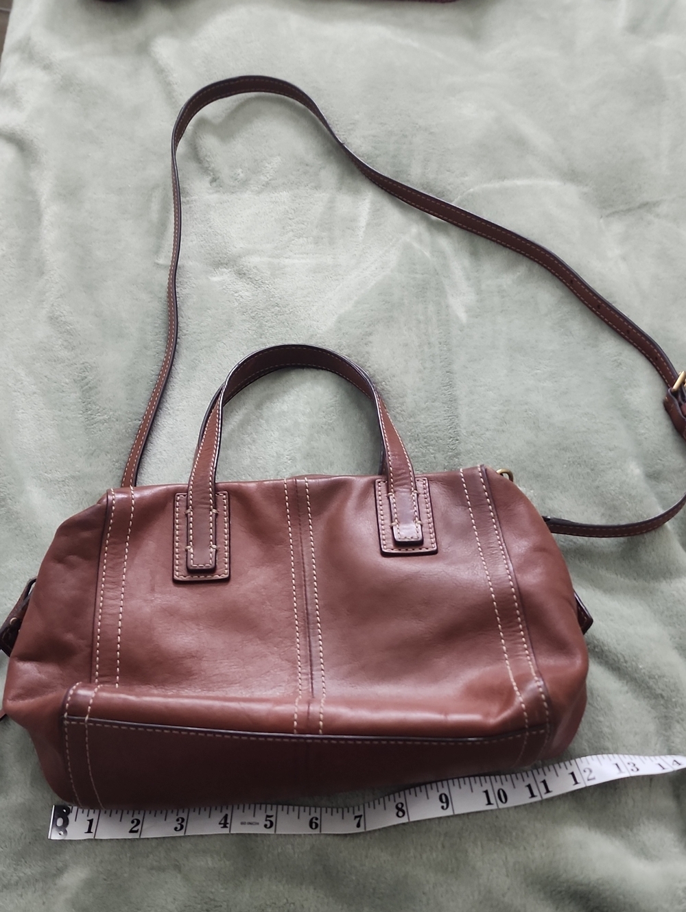 Fossil Women's Brown Leather Shoulder Bag - Classic Carryall